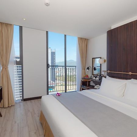 נה טראנג Majestic Premium Hotel מראה חיצוני תמונה