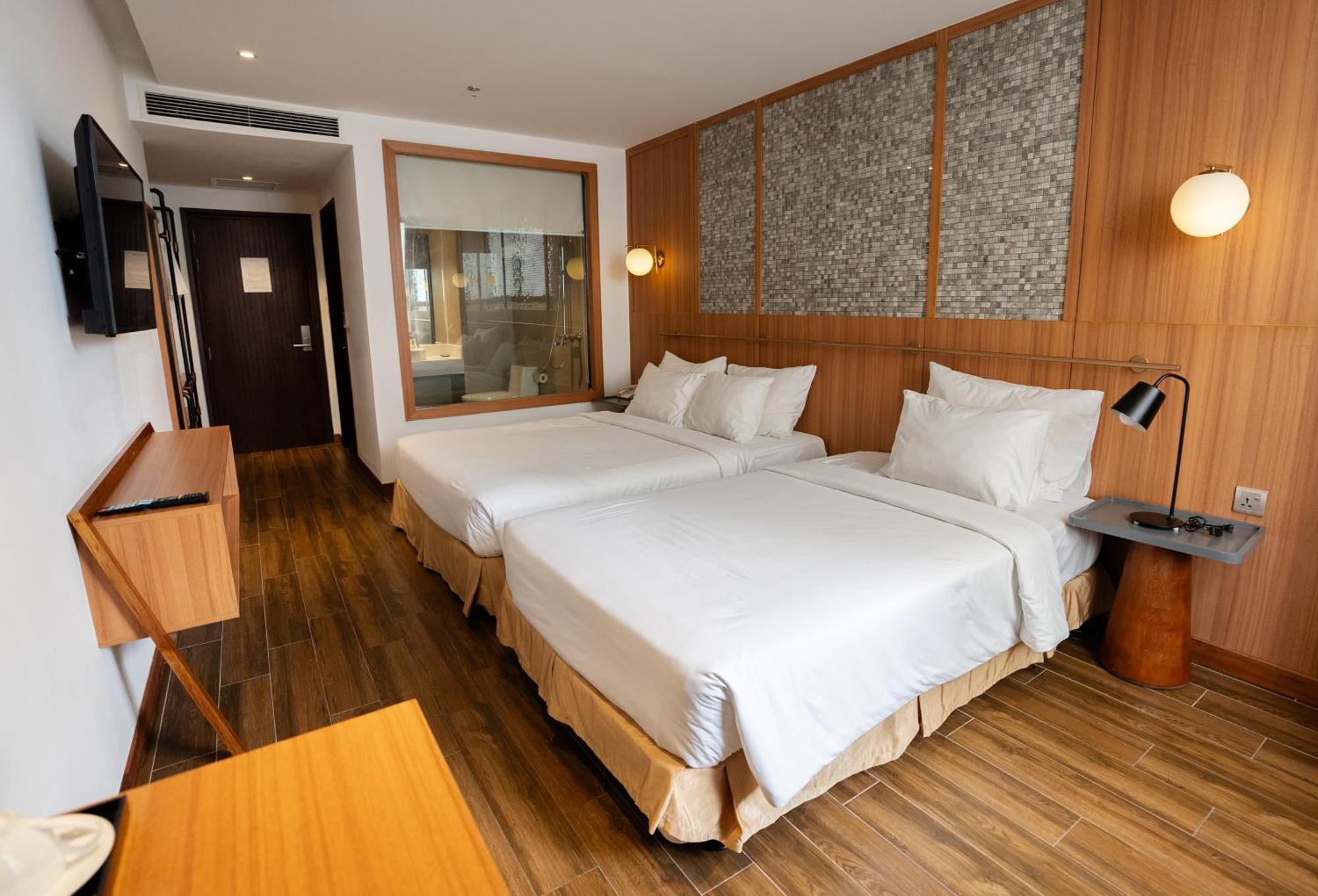 נה טראנג Majestic Premium Hotel מראה חיצוני תמונה