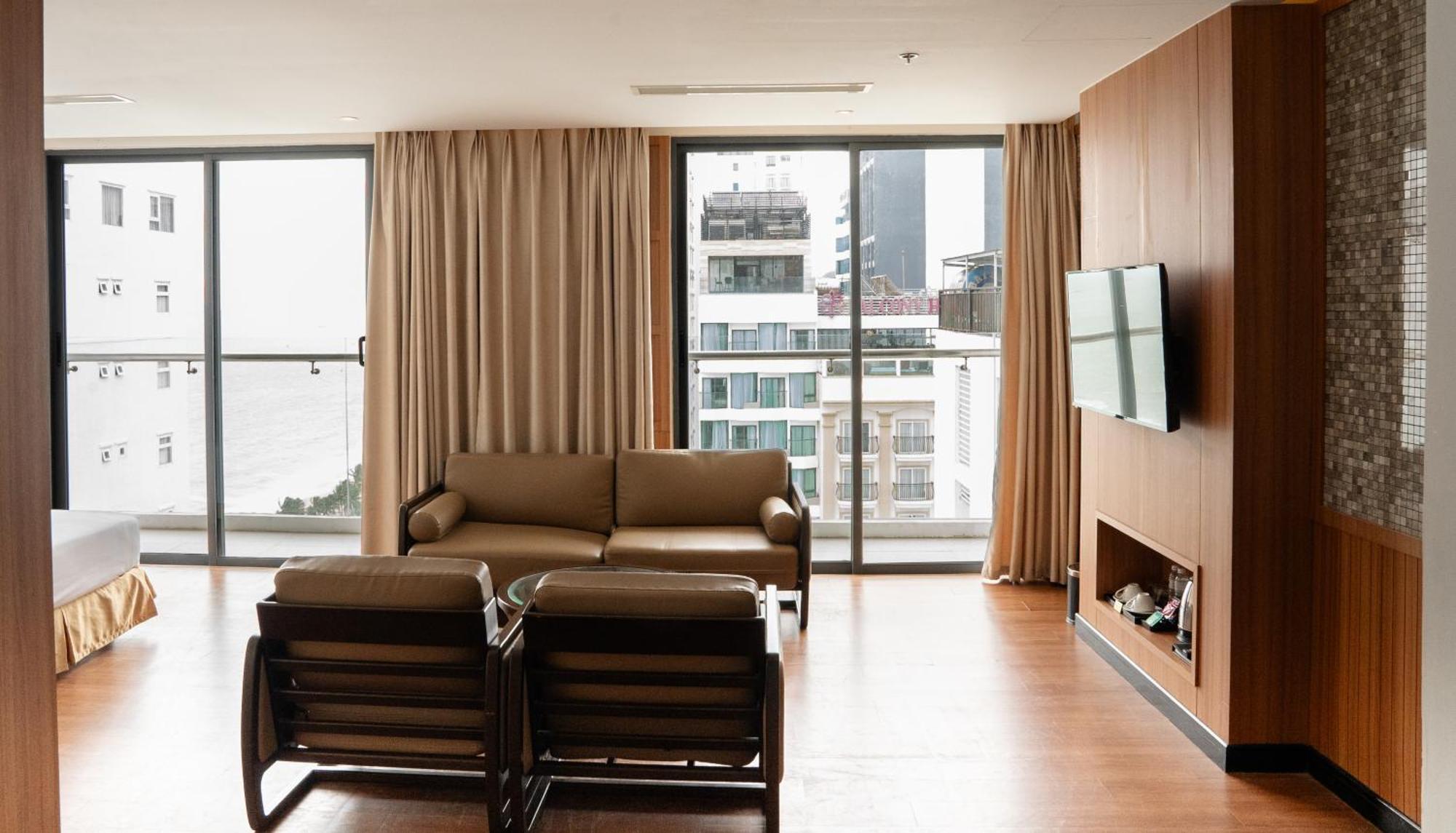 נה טראנג Majestic Premium Hotel מראה חיצוני תמונה