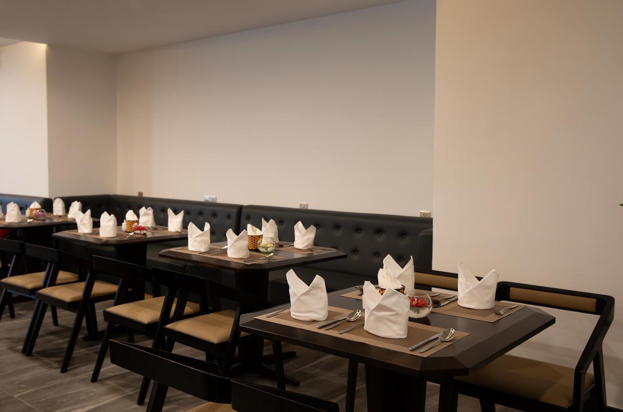 נה טראנג Majestic Premium Hotel מראה חיצוני תמונה