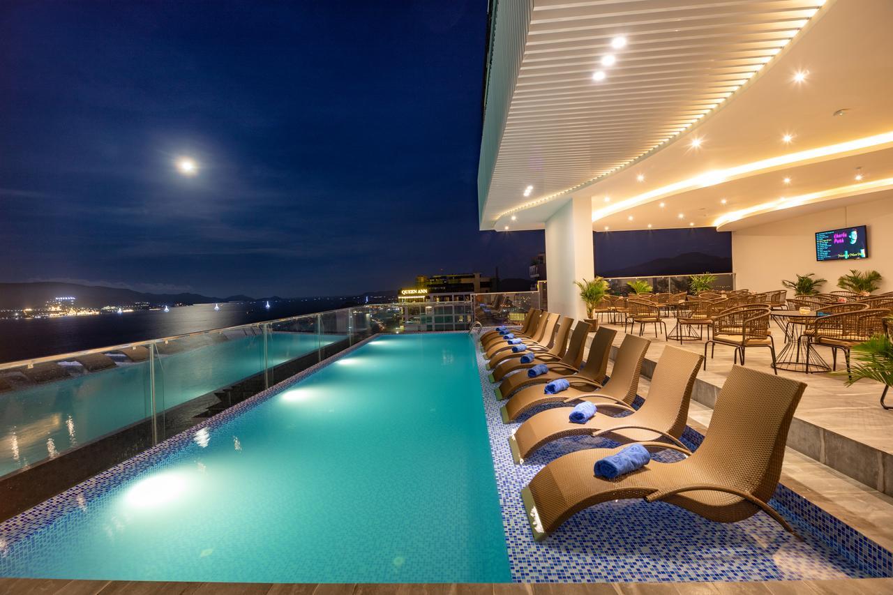 נה טראנג Majestic Premium Hotel מראה חיצוני תמונה